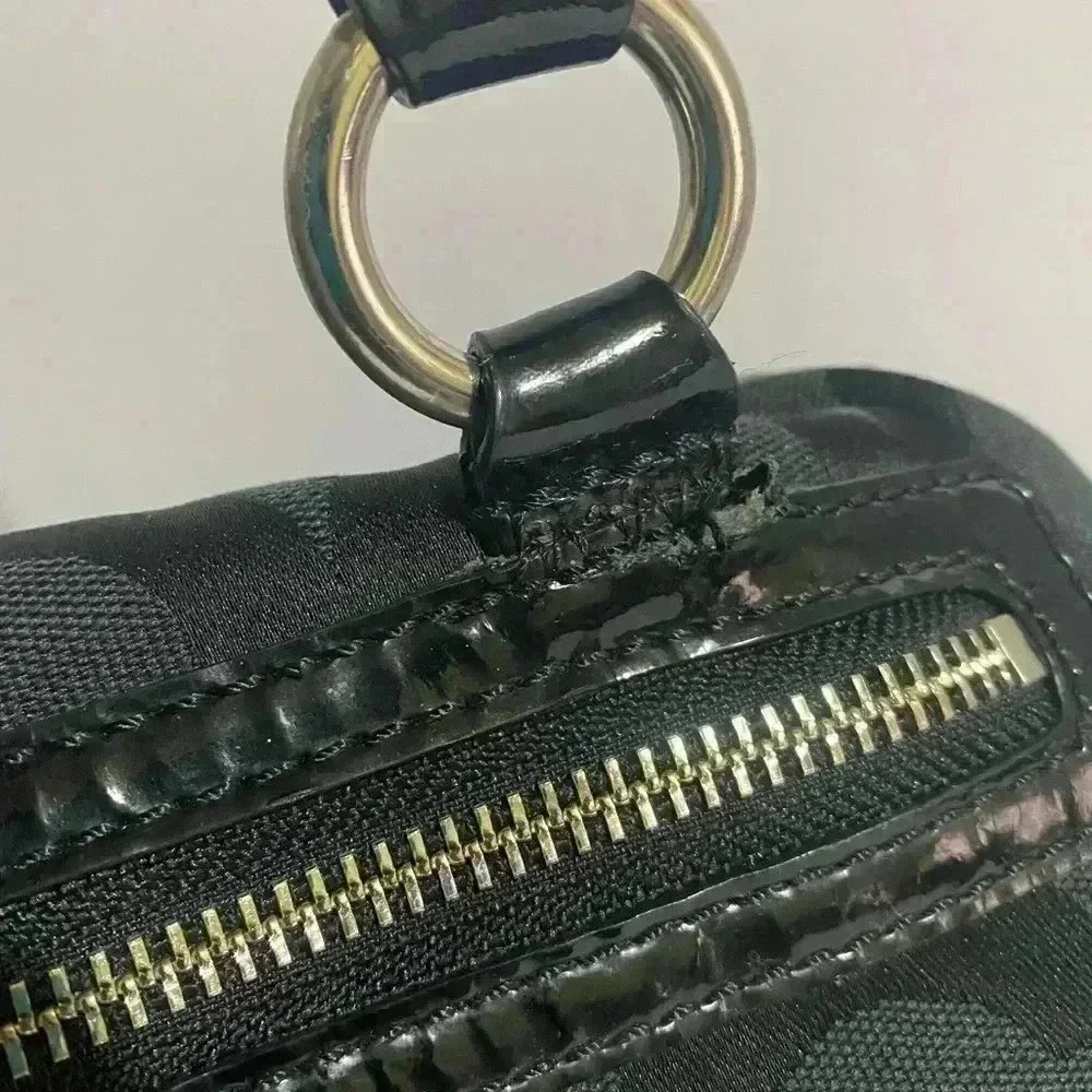 Coach cc signature
